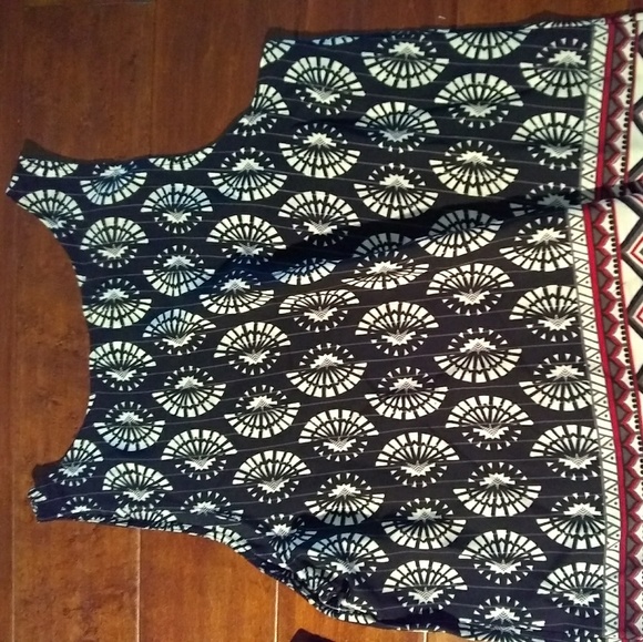 Sea Shell Pattern Fashion Top - Picture 3 of 4